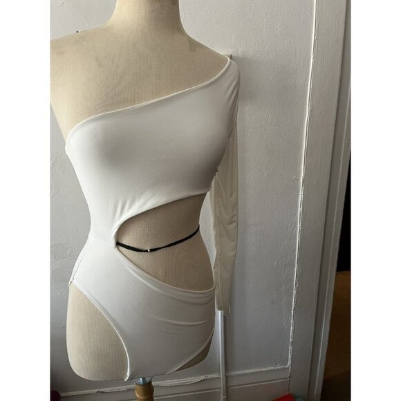 nastygal white satin part time lover bare Shoulder Long Sleeve bodysuit Size 8 - Picture 1 of 12